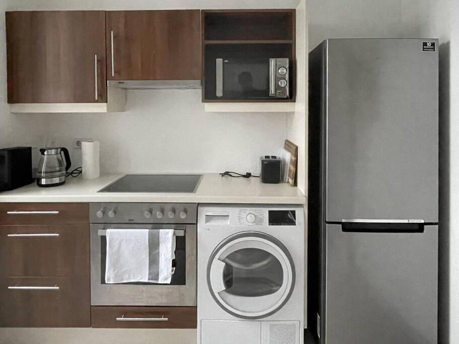 Modern & Charming @ Villas Quarter! 7Min To Center Виена Екстериор снимка