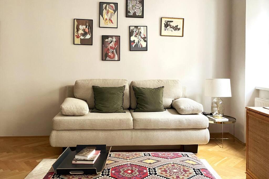 Modern & Charming @ Villas Quarter! 7Min To Center Виена Екстериор снимка